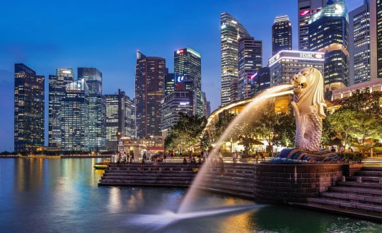 merlion-park-singapore-singapur-fontan-gorod